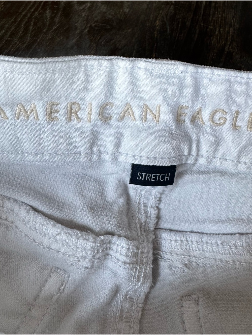 American Eagle Outfitters White Boot Cut Jeans with Button Up Back Pockets - Picture 10 of 11